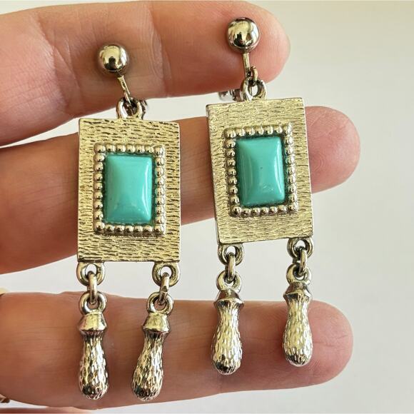 Vintage Sarah Coventry clip on earrings silver & blue southwestern drop dangles - Picture 1 of 7